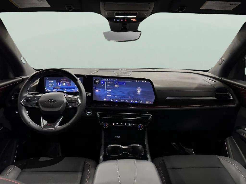 used 2024 Chevrolet Traverse car, priced at $45,198