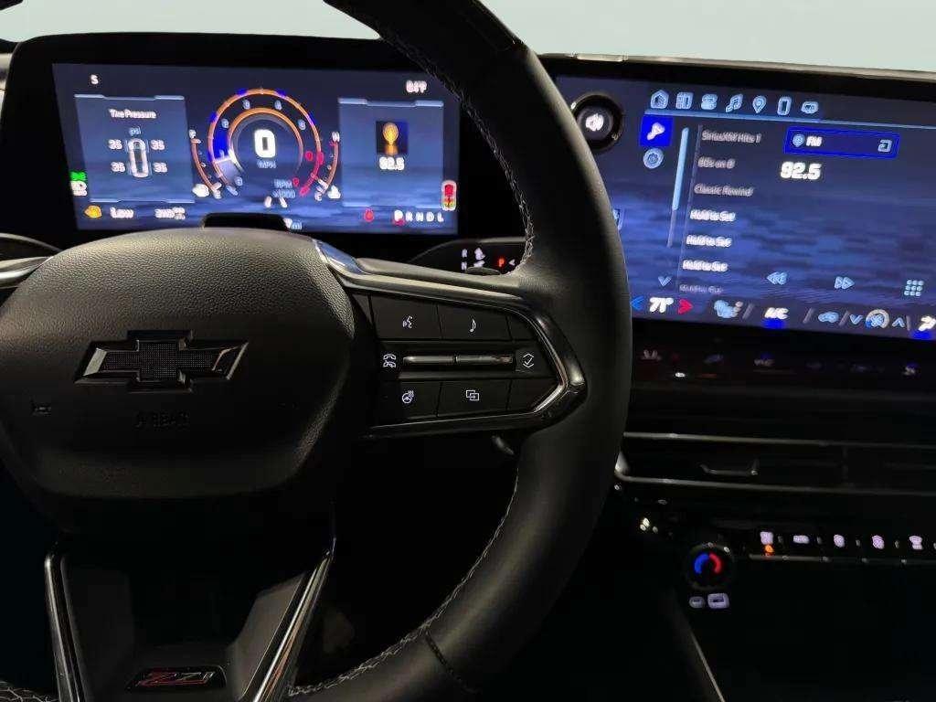 used 2024 Chevrolet Traverse car, priced at $45,198