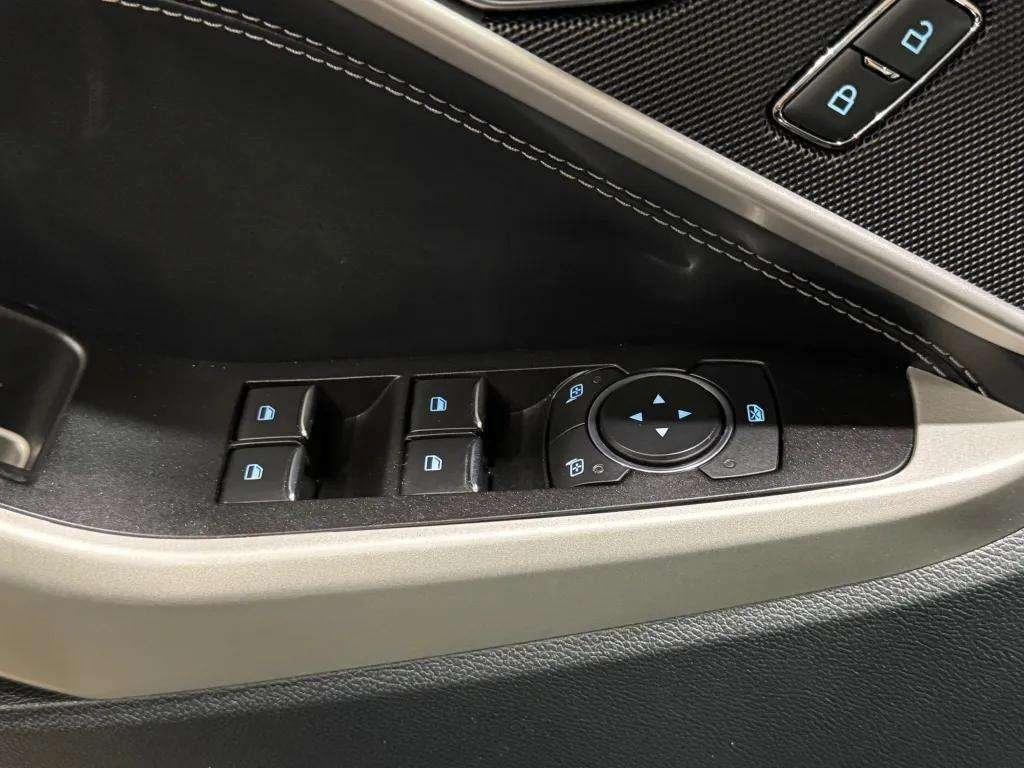 used 2021 Ford Explorer car, priced at $30,983