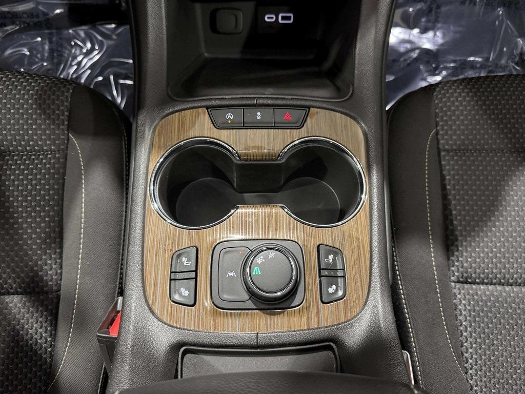 used 2023 GMC Acadia car, priced at $31,998