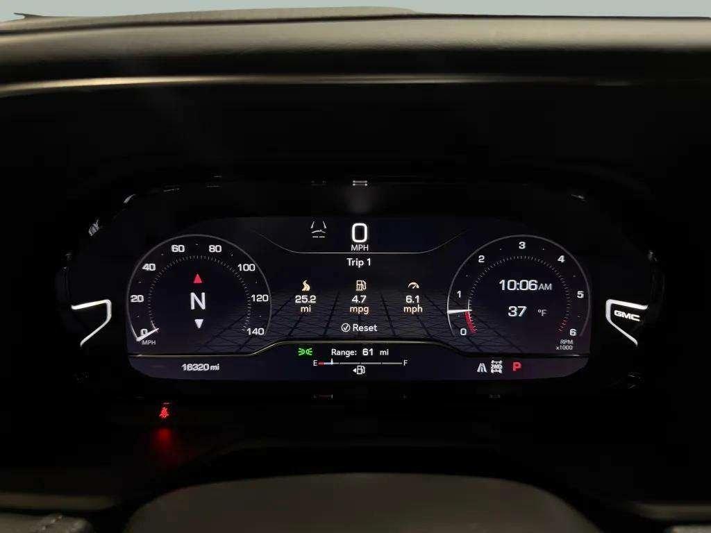 used 2023 GMC Yukon car, priced at $72,981