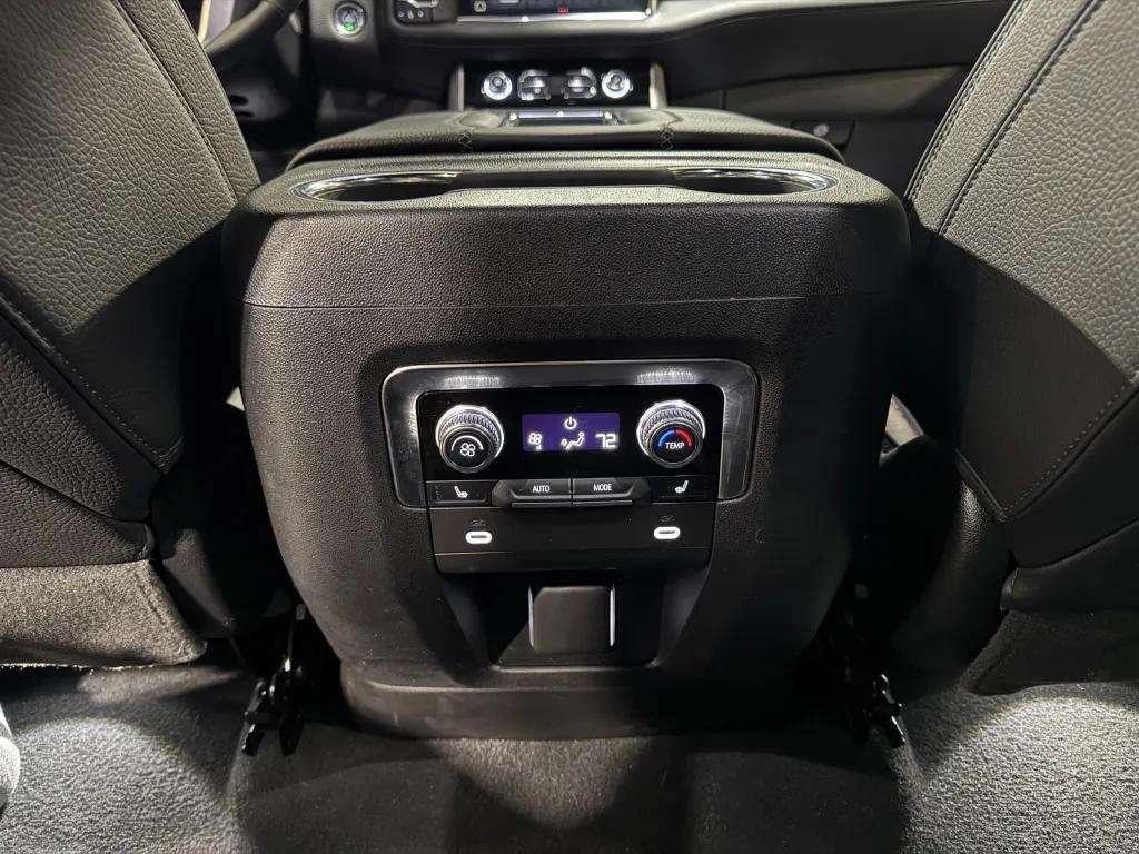 used 2023 GMC Yukon car, priced at $72,981