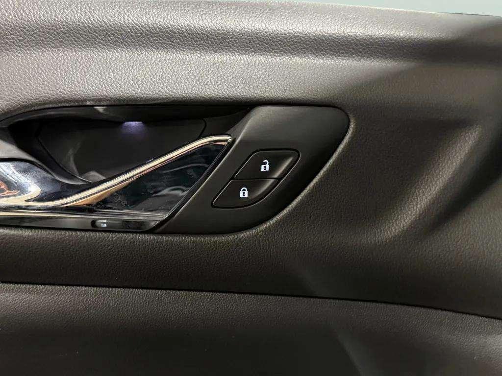 used 2021 GMC Acadia car, priced at $28,995