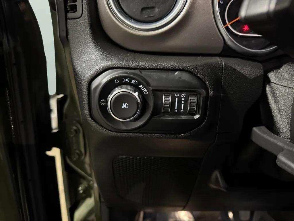 used 2021 Jeep Wrangler Unlimited car, priced at $30,896