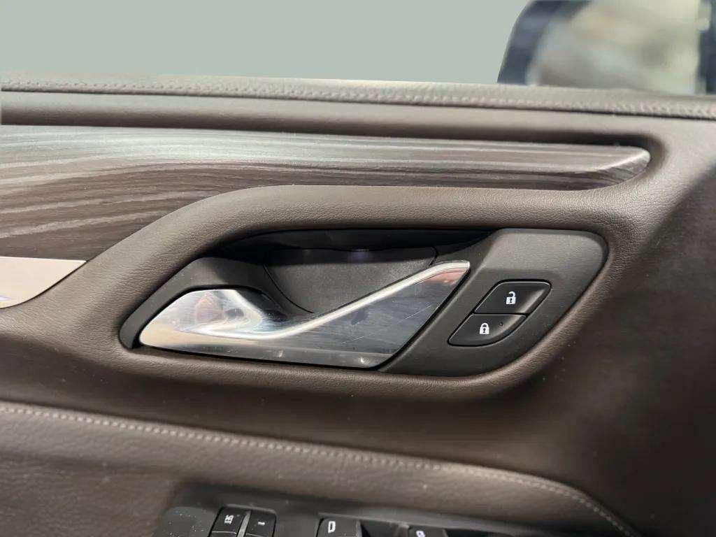 used 2023 GMC Yukon XL car, priced at $73,981