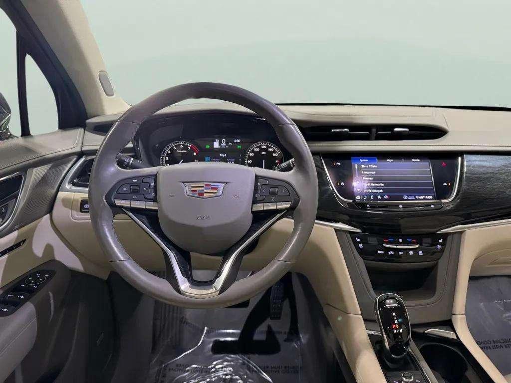 used 2020 Cadillac XT6 car, priced at $32,681