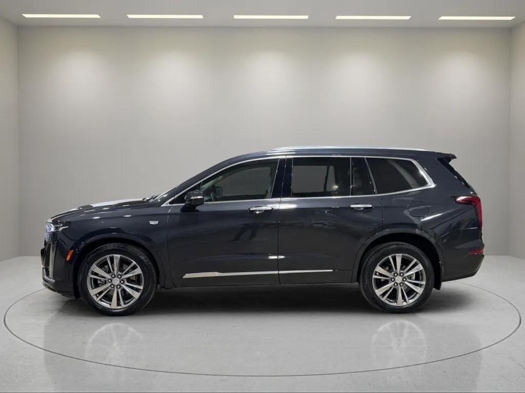 used 2020 Cadillac XT6 car, priced at $32,681