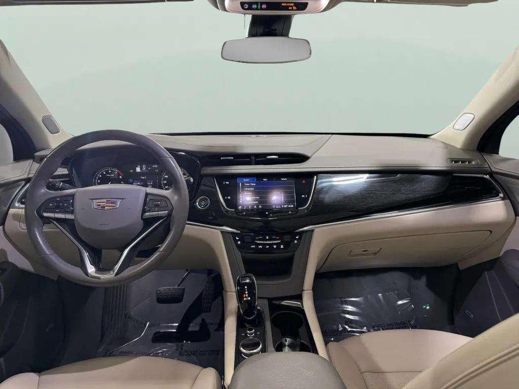 used 2020 Cadillac XT6 car, priced at $32,681