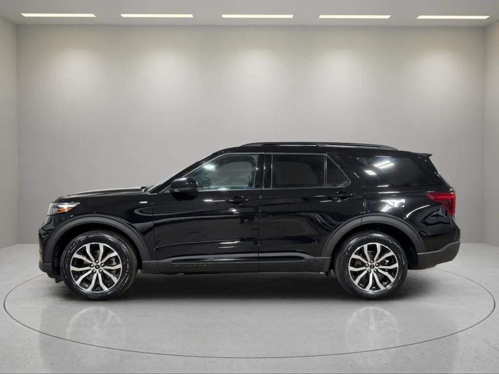 used 2022 Ford Explorer car, priced at $32,681