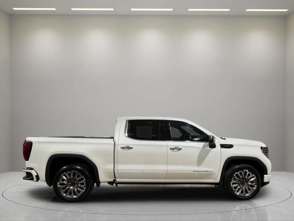 used 2023 GMC Sierra 1500 car, priced at $60,977