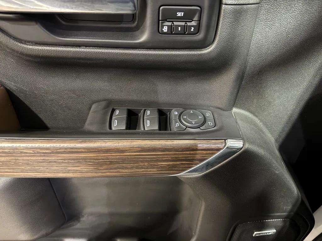 used 2019 Chevrolet Silverado 1500 car, priced at $39,218