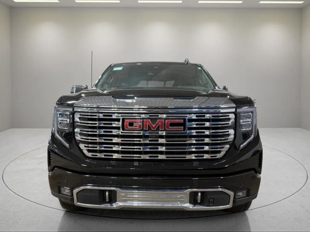 used 2022 GMC Sierra 1500 car, priced at $53,587