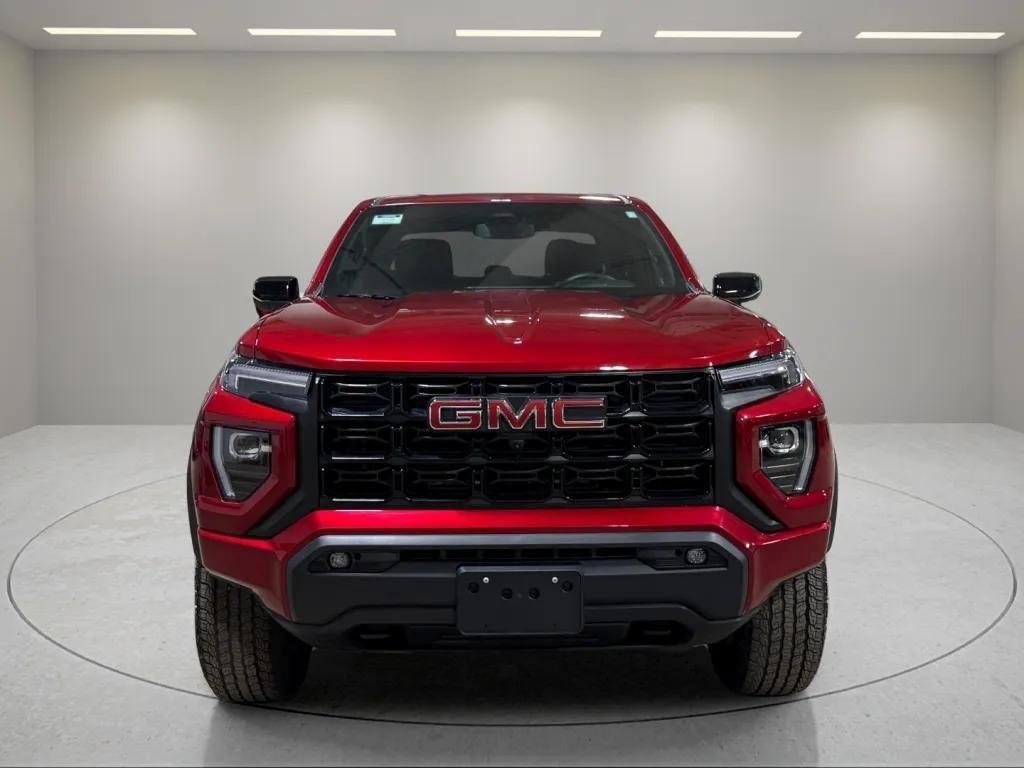 used 2024 GMC Canyon car, priced at $40,986