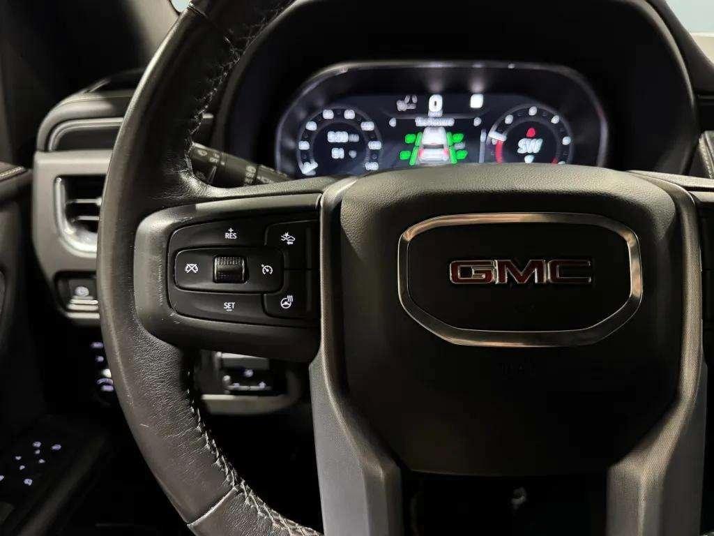 used 2022 GMC Yukon car, priced at $42,686