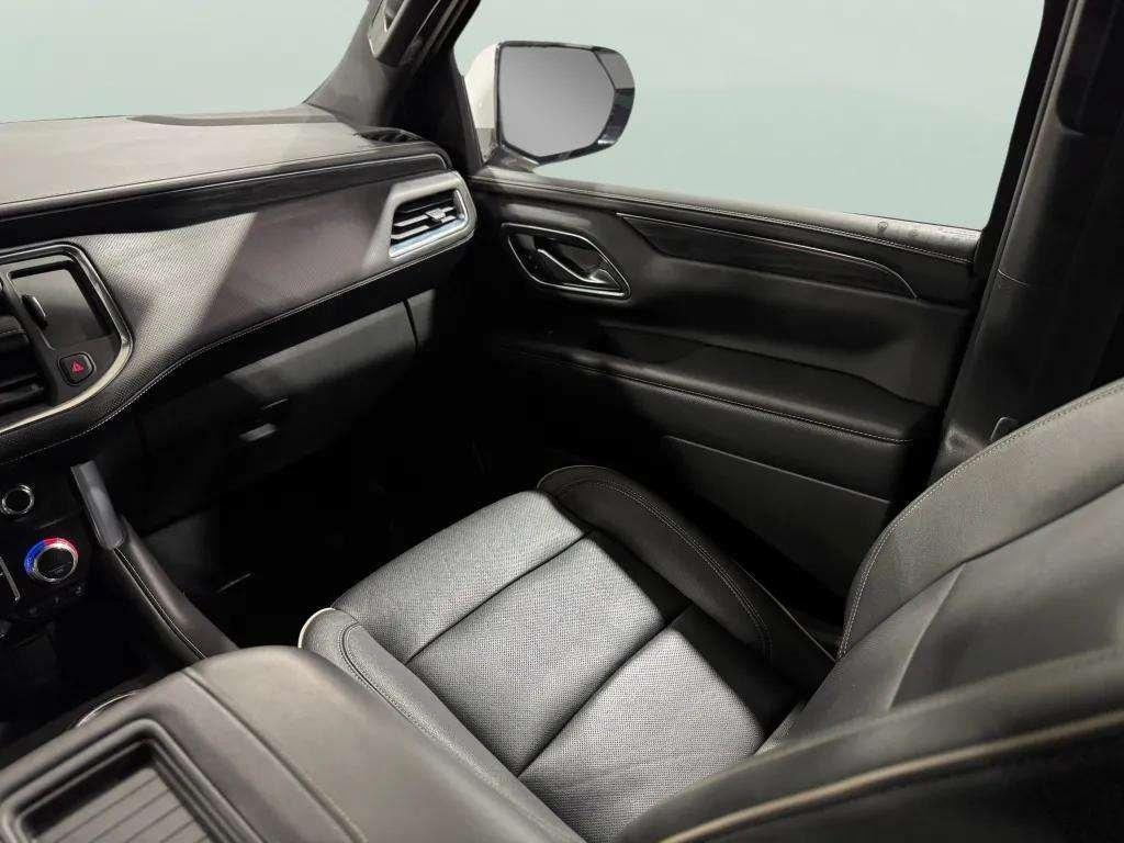 used 2022 GMC Yukon car, priced at $42,686