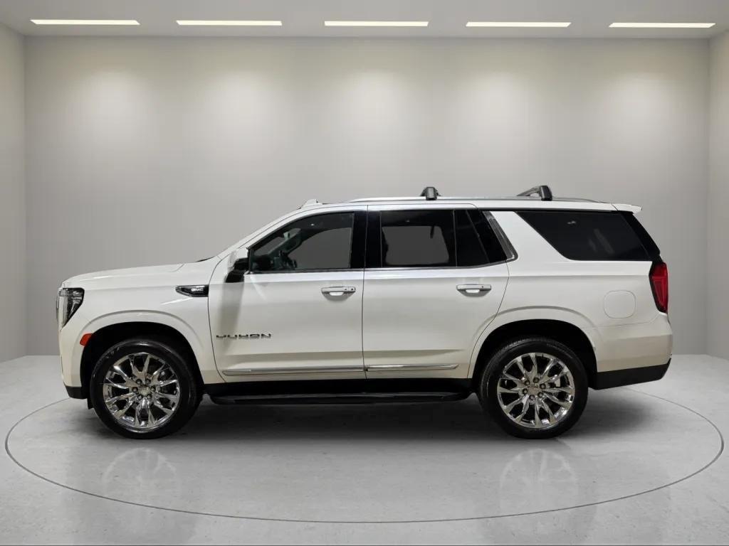used 2022 GMC Yukon car, priced at $42,686
