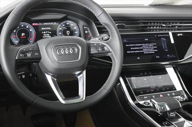 new 2025 Audi Q7 car, priced at $60,320