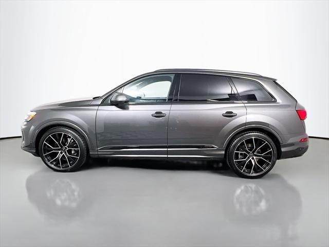 new 2025 Audi Q7 car, priced at $74,077