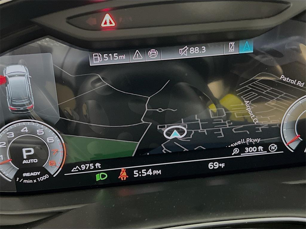 new 2025 Audi Q7 car, priced at $69,372