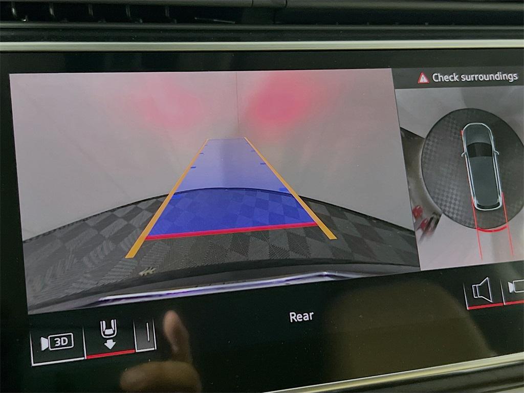 new 2025 Audi Q7 car, priced at $69,372