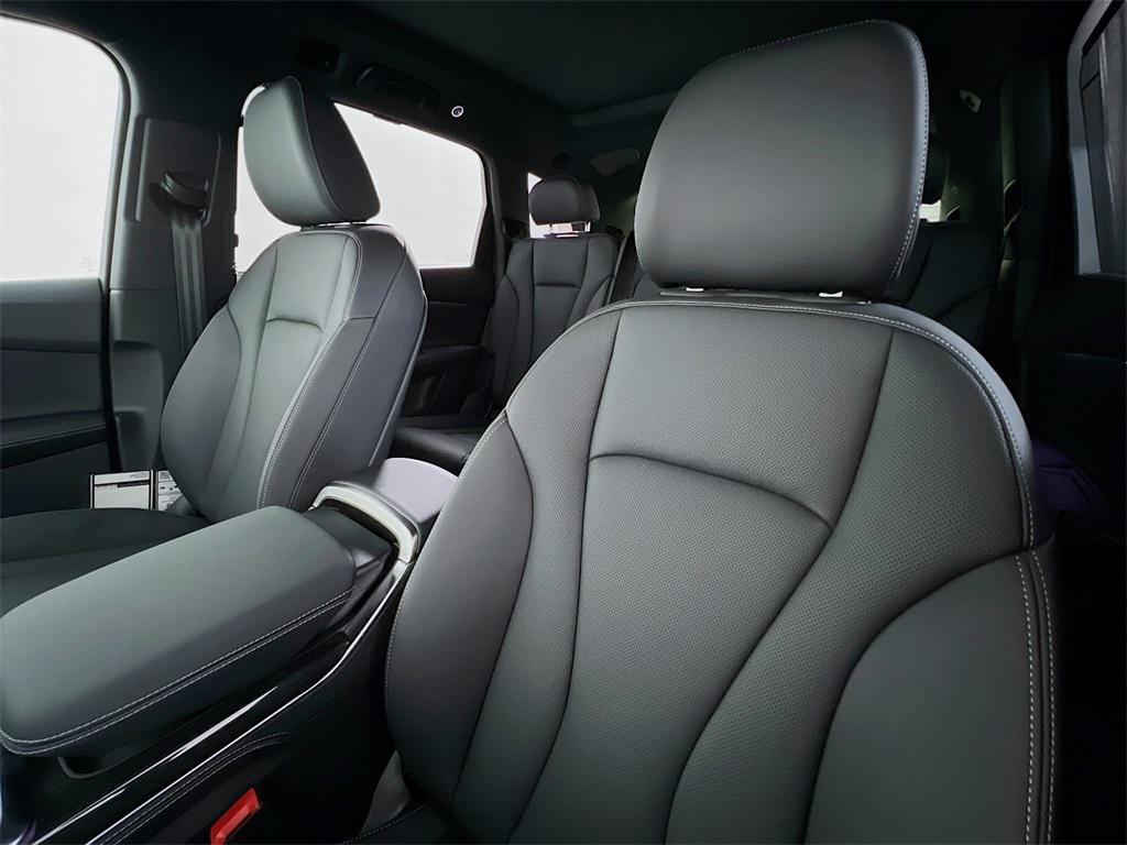 new 2026 Audi Q7 car, priced at $73,335