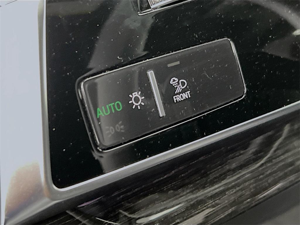 new 2025 Audi Q8 car, priced at $81,512