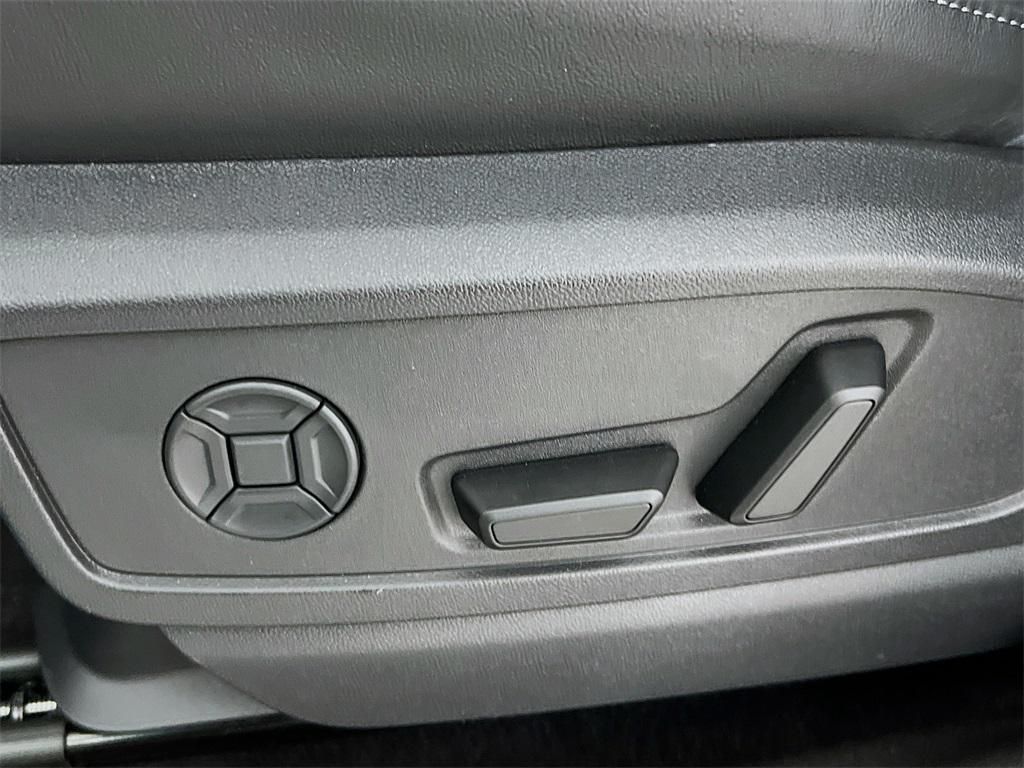 new 2025 Audi Q5 car, priced at $56,396