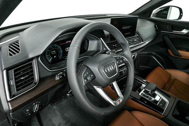 new 2025 Audi Q5 car, priced at $60,123