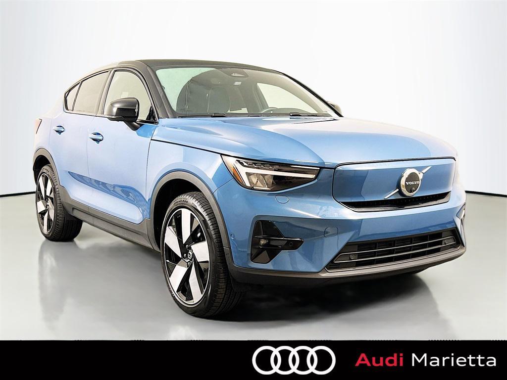 used 2022 Volvo C40 Recharge Pure Electric car, priced at $26,949