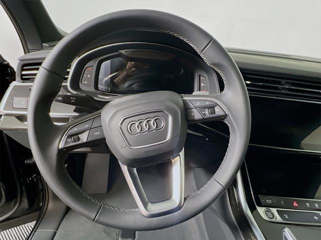 new 2025 Audi Q7 car, priced at $67,727