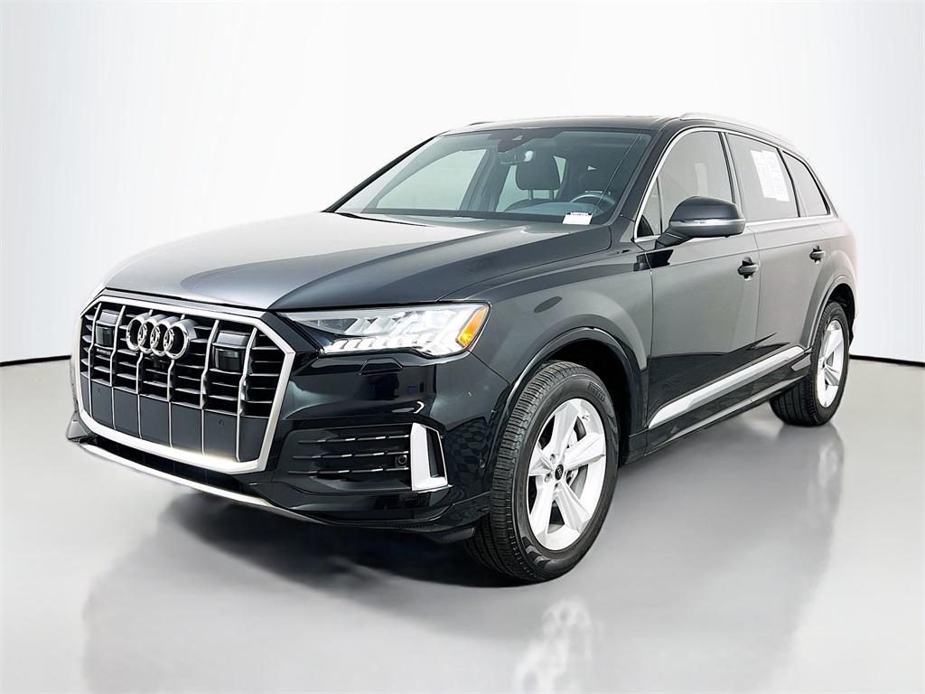 used 2023 Audi Q7 car, priced at $36,949