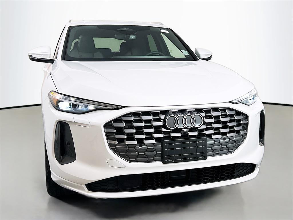 new 2025 Audi Q5 car, priced at $59,110