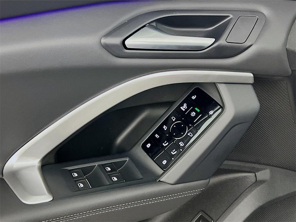 new 2025 Audi Q5 car, priced at $58,328