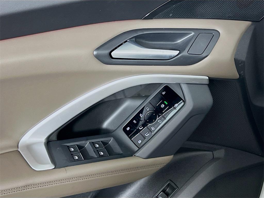 new 2025 Audi Q5 car, priced at $53,535