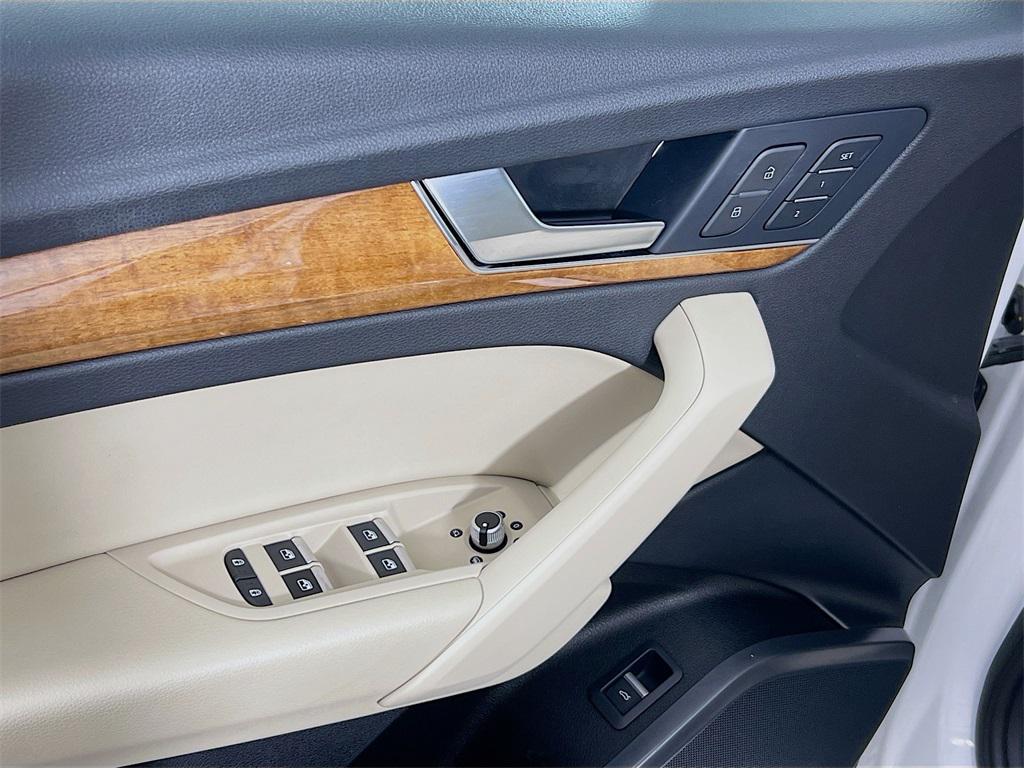 used 2022 Audi Q5 car, priced at $28,549