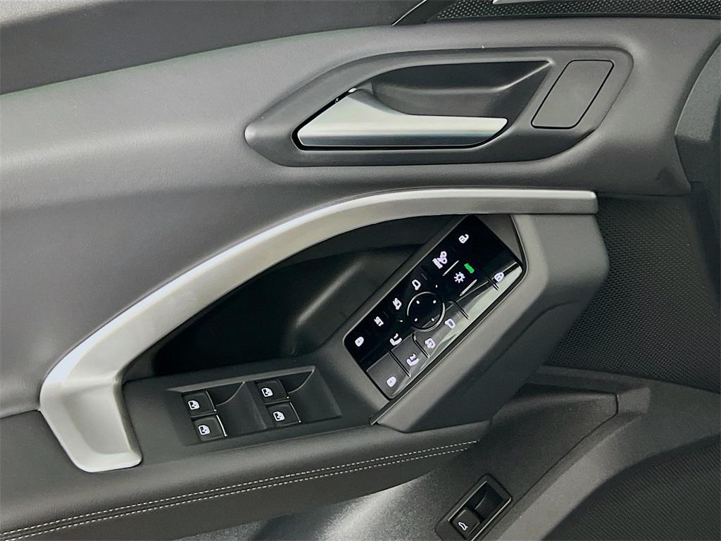 new 2025 Audi Q5 car, priced at $56,479