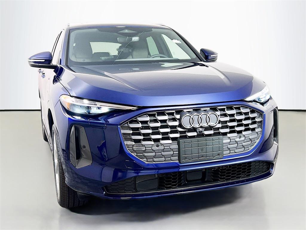 new 2025 Audi Q5 car, priced at $56,994