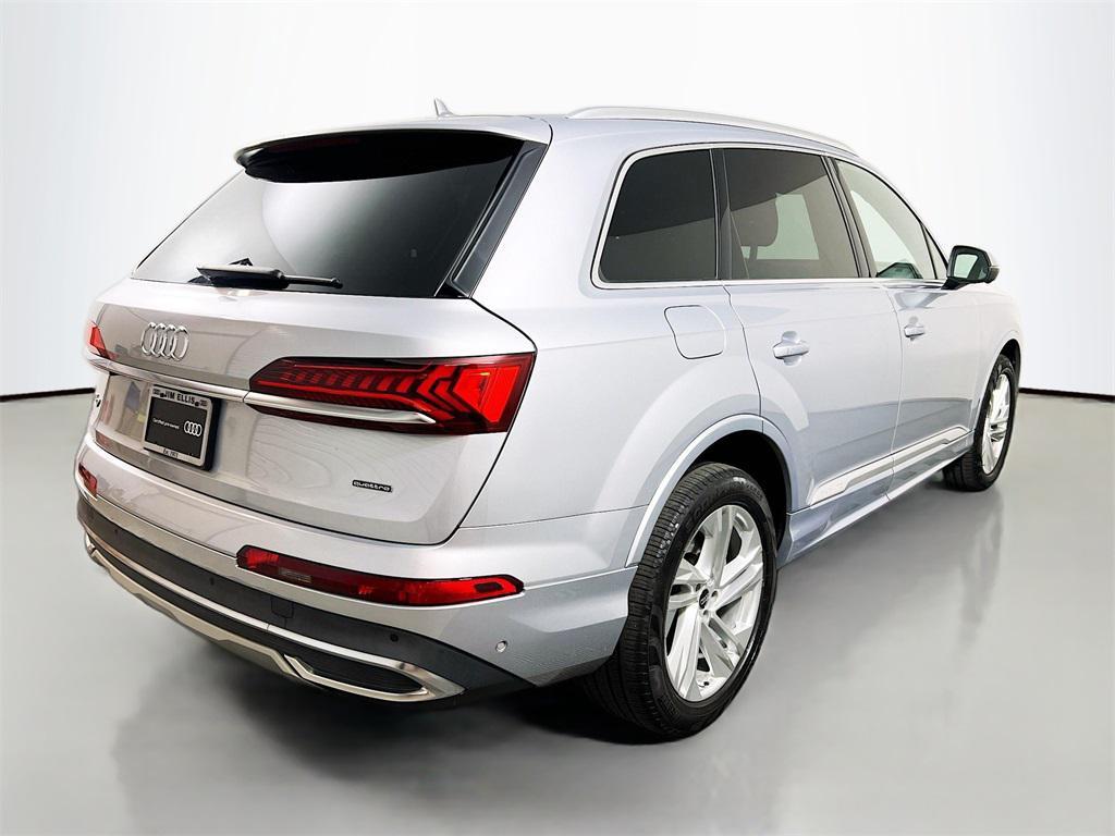 used 2022 Audi Q7 car, priced at $38,549