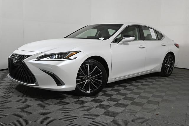 used 2023 Lexus ES 300h car, priced at $37,949