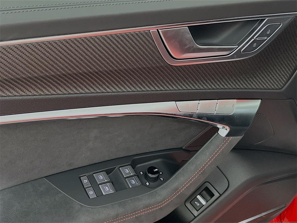 new 2026 Audi RS 6 Avant car, priced at $161,395