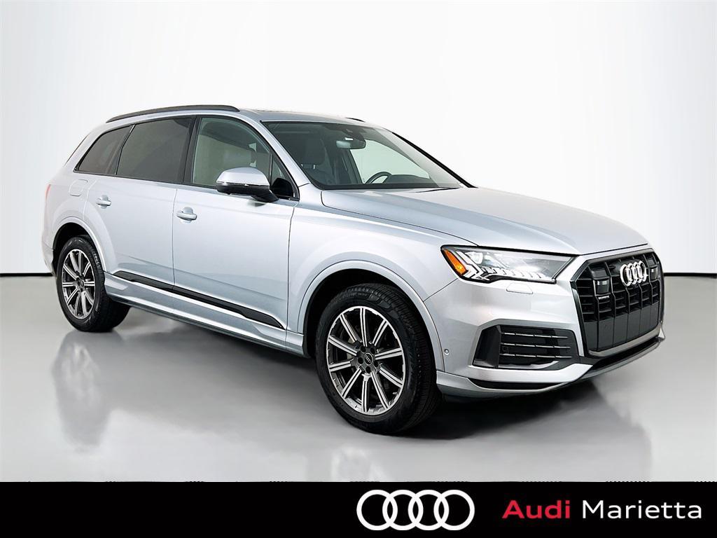 used 2024 Audi Q7 car, priced at $46,949