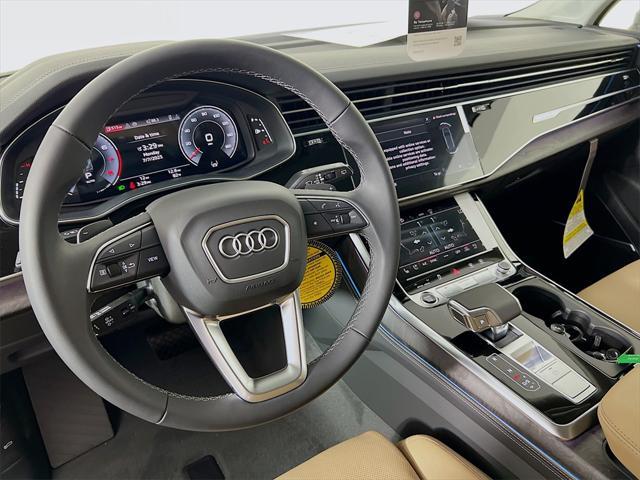 new 2025 Audi Q7 car, priced at $78,725