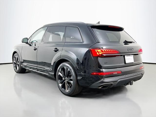 new 2025 Audi Q7 car, priced at $78,725