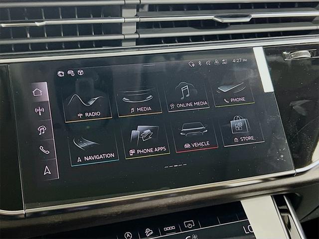 new 2025 Audi Q7 car, priced at $71,633