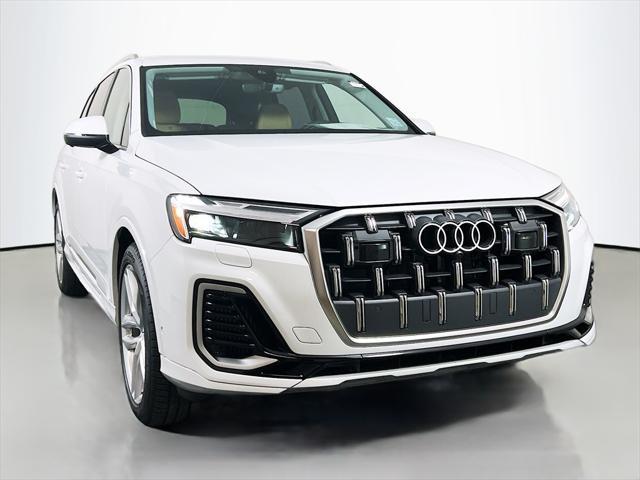 new 2025 Audi Q7 car, priced at $71,633