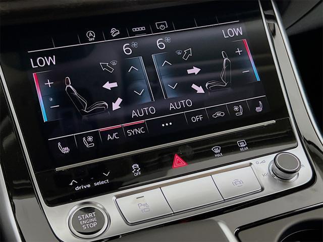 new 2025 Audi Q7 car, priced at $71,633