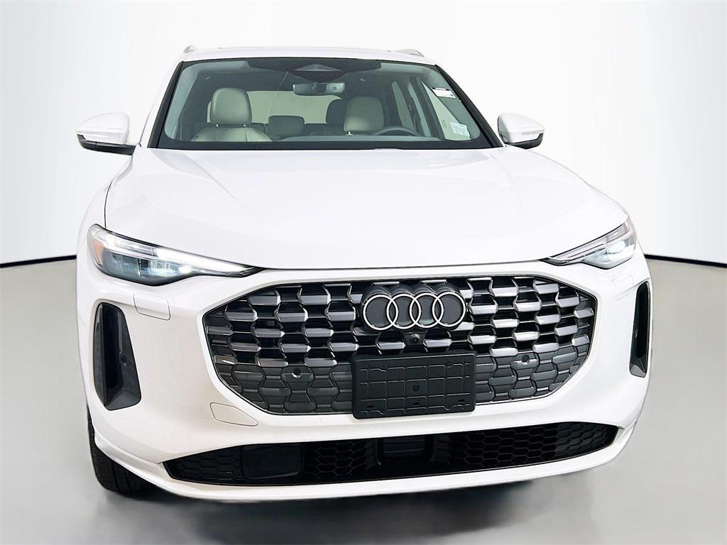 new 2025 Audi Q5 car, priced at $55,605