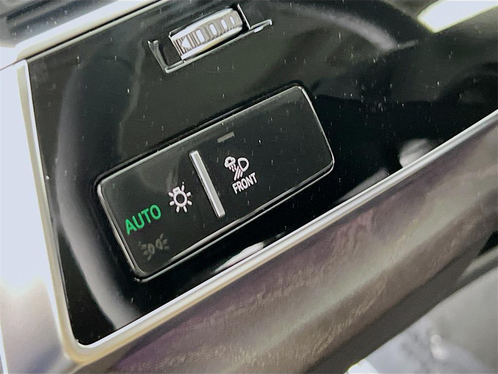 new 2025 Audi Q7 car, priced at $71,684