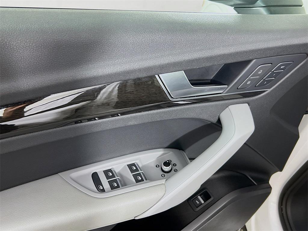 used 2018 Audi Q5 car, priced at $19,134