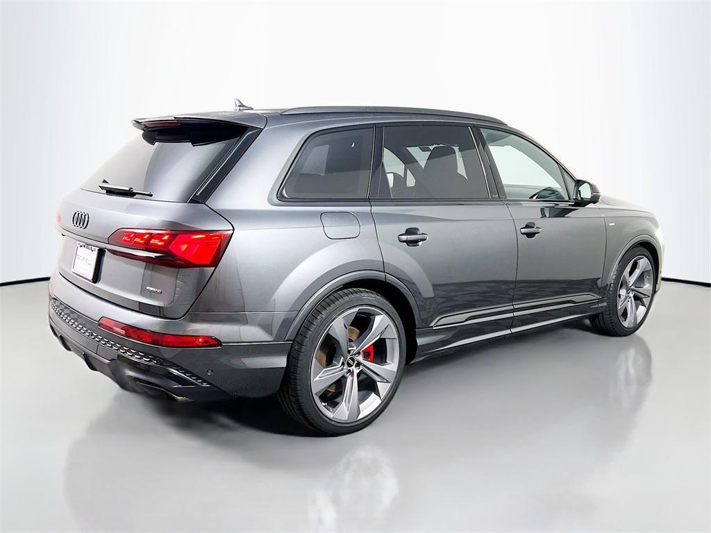 new 2026 Audi Q7 car, priced at $90,716